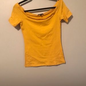 Juniors Yellow Short-Sleeves T-Shirt
